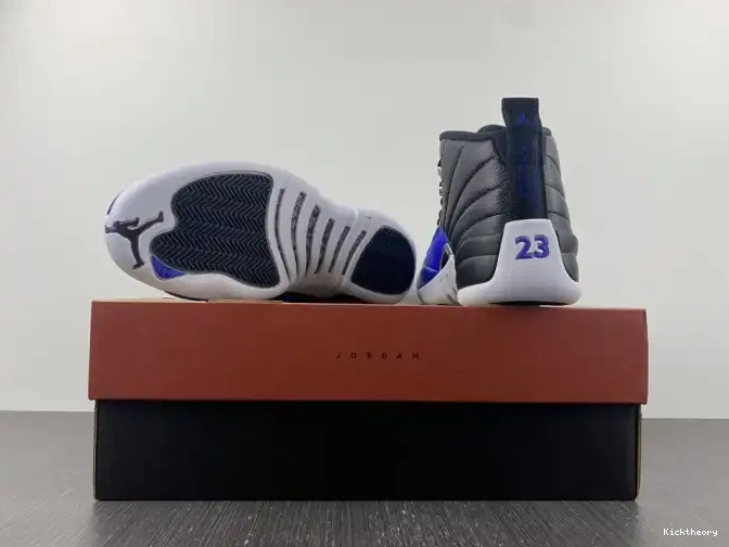 Kicktheory Jordan Royal Air WMNS 12 AO6068-004 Hyper 0602